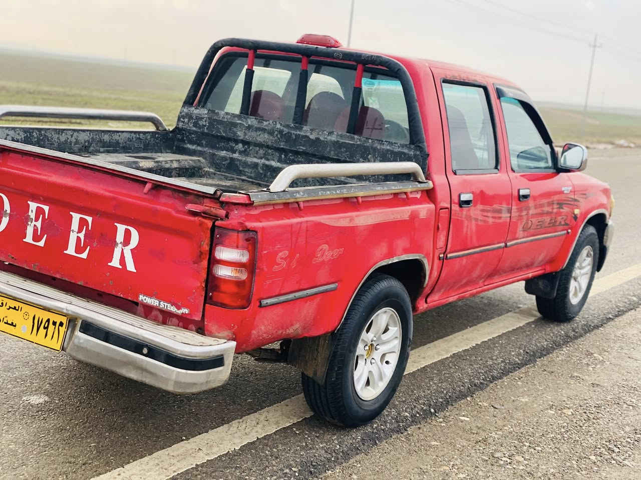 ژم:***********
دێر مۆدیل 2009 مەکینە بەخ  مەنەفێسی هەیە دەشبول مەرزیە گێڕو مەکینەو ئەکسلی بەشەرت بێ دەعم بێ لێدراو تاقم کارەبای مەزبوتە تەقەو ڕەقەی بەشەرت   چوار تایەی لۆکی لەژێرە سعر 39 $گڵاو کەمێک مەجال شووێن چەمچەماڵ
