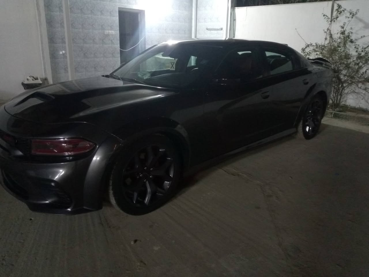 جارجر 2015مسجله 16سياره جديده وبيه مكانات صبغ بدون معجون 3600سياره صارف عليه هواي تزويد وتحديث سياره مال جناي 140وبيه مجال ***********مكان بل بصره مراوس بسياره تاهو عادي
