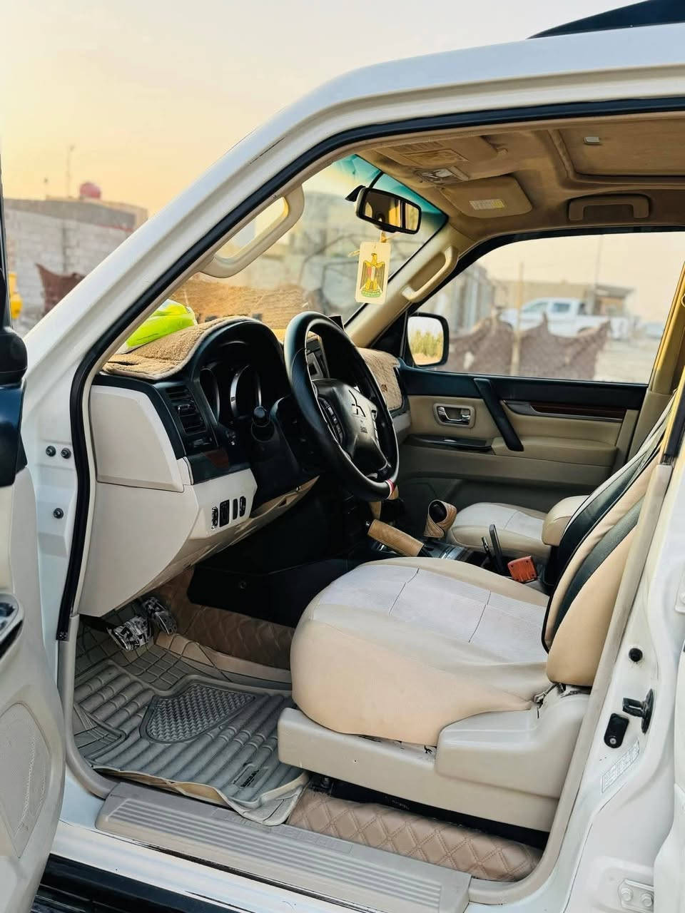 باجيروا 2008 للبيع
مكينه وحدادية خير من الله
مكينة 3000
فتحه
كشن جلد
اشاير بالمري
شاشة اندرويد
يعني سيارة جاهزه
للأستفسار خاص او عل الرقم واتس ***********
عنوان محافظة الديوانية
