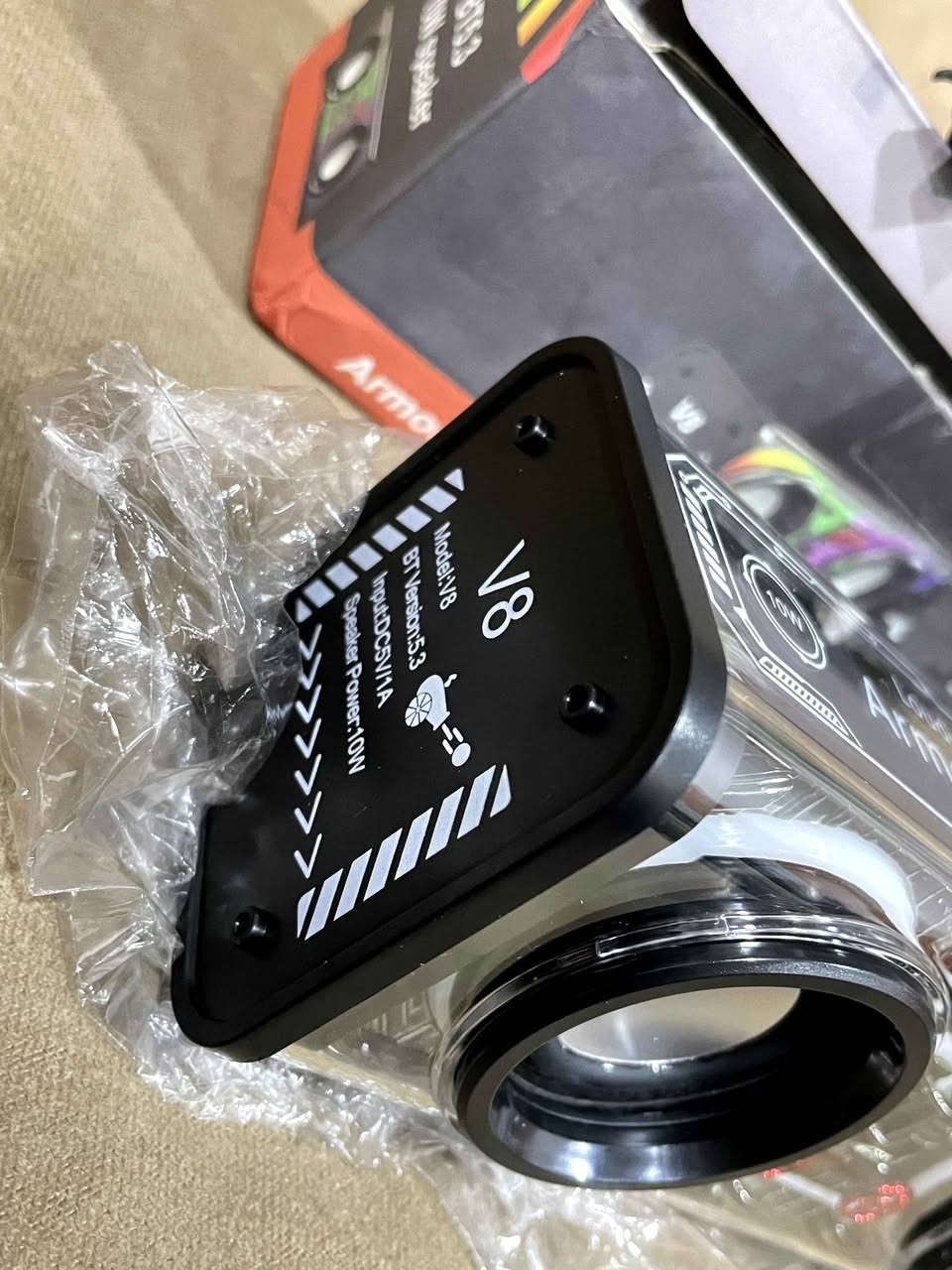 سپیکەری درع V8
لۆک بالەیە
دەنگێکی خۆشو نایاب
دو سپیکەری هەیەو bass ی لە پشتەوەیە
کە دیزاینێکی جوانی هەیەو لیدەکانی زۆر تایبەتن
بلوتوس و یوئێس بی میمۆری
شوێن سلێمانی گەیاندنیشم هەیە
نرخی 20 هەزار قفڵ السليمانية, العراق


**إذا كنت صاحب هذا الإعلان وتريد حذفه لأي سبب، رجاءا أرسل رسالة إلى الدعم الفني**