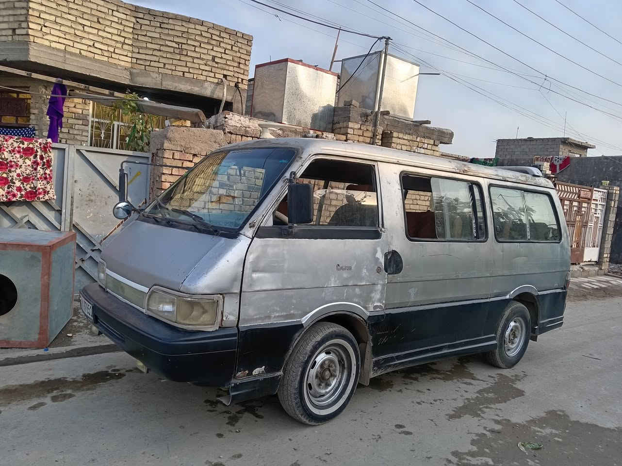 لسلام عليكم كيا بستا موديل 94بسمي رقم انكليزي سنويه لل30تحويل ثاني يوم لسياره  بلاديه كير محرك اكسل مكفولات تخم تاير السعر 33وبيهة مجال المكان بغداد حسينية المعامل للأستفسار ***********
