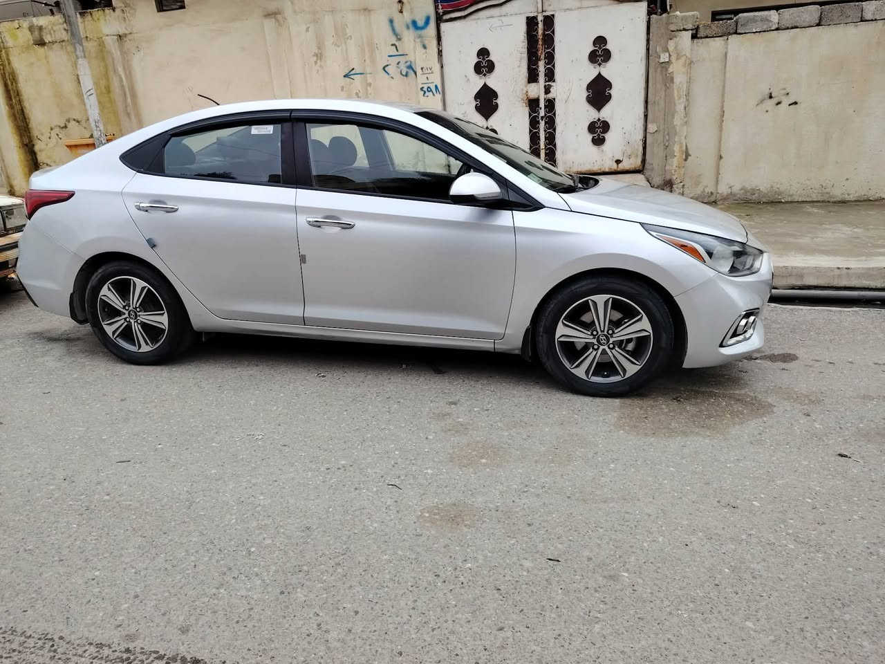 اكسنت 2018
ضرر باب وجاملغ الخلفي
صبغ ربع باب النفر
نص فول
محرك جي دي اي
كير اي تي
محرك گير شرط مامفتوح 
سنوية جديدة كابون بيها 
السعر 119 وبيها مجال
صور سونار كلشي واضح موشراي أتعبني
***********
