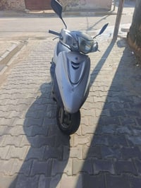 شباب دراجه فريز للبيع الدراجه اوراق اصولي السعر خاص 07705798883