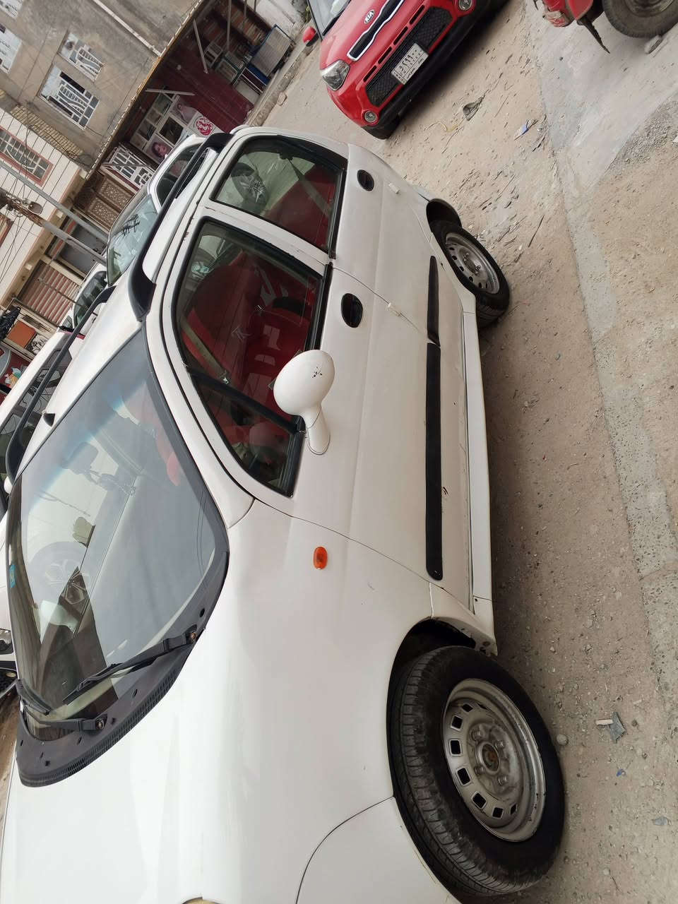 QQ2012سياره نضيفه وجاهزه تخم تاير سياره بسمي رقم نكليزي هزه جديده سياره سعره 27 وبيه مجال بصيط بيعه سريعه مستعجل علا بيعته وهاي نضافته مكاني بغداد جديده ***********
