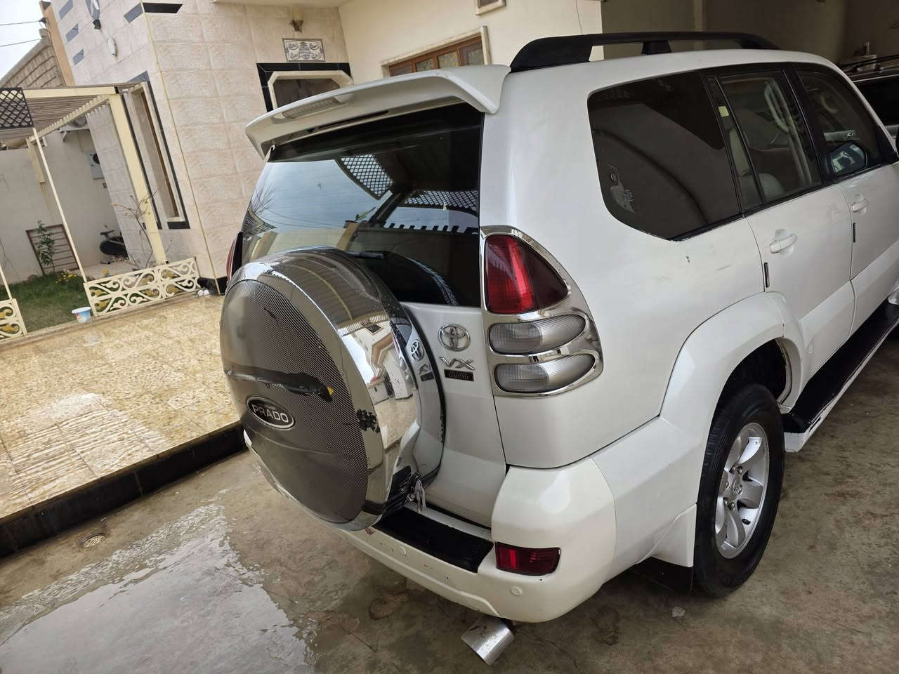 السلام عليكم
برادو 2009 محرك 6 سيارة جاهزه من كل النواحي تريد تحويل او وكاله بي مكانات صبغ ابيع عام السعر 140 وبي مجال للأستفسار 
***********
***********
