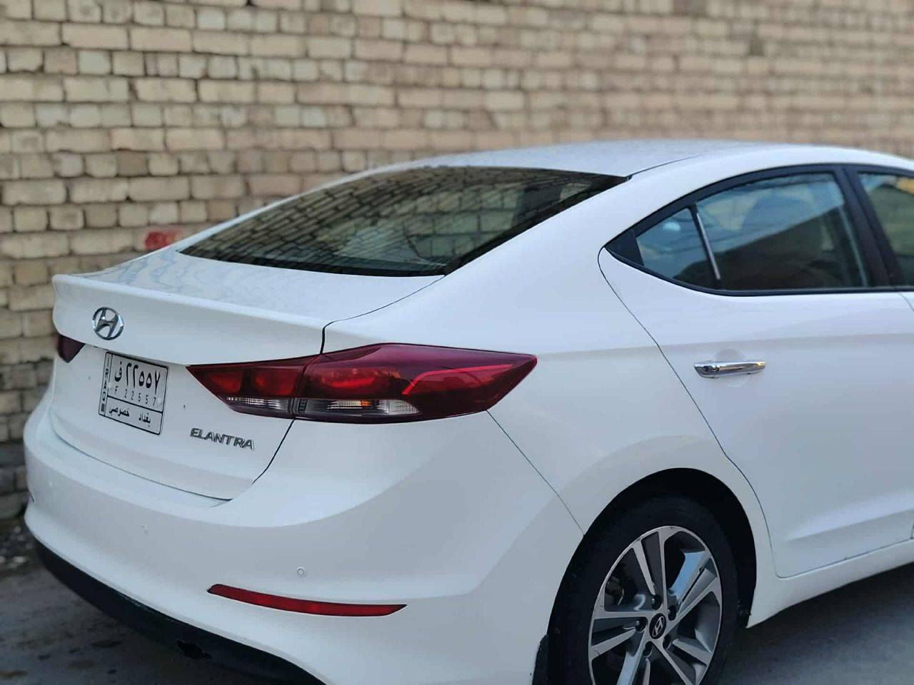 لانتره 2018 خليجي 
‎السيارة فول مواصفات 
‎فتحة سقف
‎شاشه
‎كامرة خلفية
‎حساسات

‎وباقي المواصفات معرفة للالنترا
‎
‎السيارة باسمي تحويل مباشر 
السعر 125 ورقة بي مجال

‎للتواصل واتساب
***********
