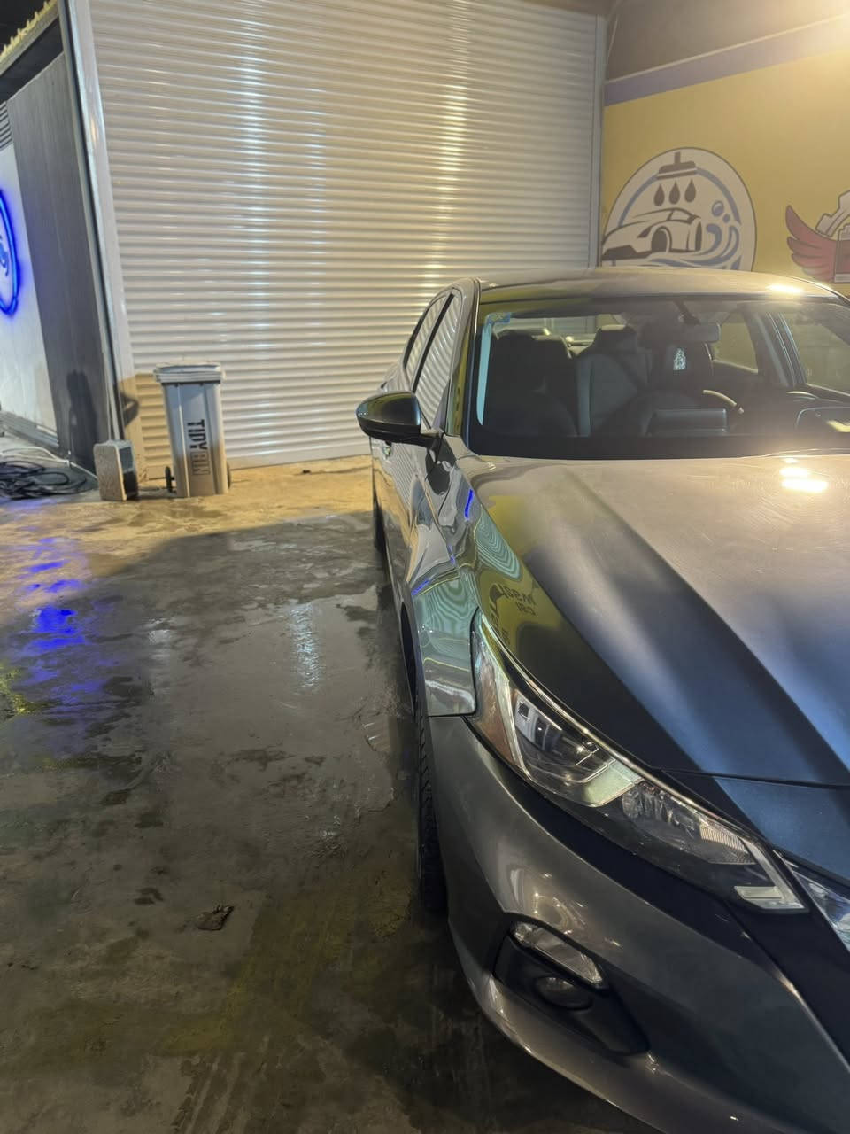 🚗 للبيع نيسان ألتيما 2020 🚗

وارد أمريكي / رقم بغداد  بأسمي شرط التحويل  رقم الدولي الجديد هزه وفحص  كله جديد 
محرك مكفول 🔧 / كير مكفول
تخم تايرات جديد مبدل قبل أسبوعين
باتري جديد
صدر ع الوكاله كامل 
ضربتها بنيد وجاملغ بدون دواخل    (باقي السيارة وكالة)
مواصفات السيارة:
محرك 2.5 لتر / 4 سلندر اقتصادي وقوي
شاشة لمس وسطية 8 إنج مع بلوتوث و USB وكار بلي 
كاميرا رجوع خلفية 
كشن جلد + كهرباء 
بصمه تشغل وبصمه ابواب
مثبت سرعه 
نظام أمان حديث (ABS / Airbags)
تصميم أنيق ورياضي بلون جويتي 
سيارة كاملة مكملة تجي تفحص وتشوف بعينك كعدتها حلوه وسيارة ما تصرف عليها كلشي 
مكان السياره بغداد السيدية
السعر١٣٢  وبيها مجال
‭٠٧٧٣ ٨٣٩ ٢٠٠٠
