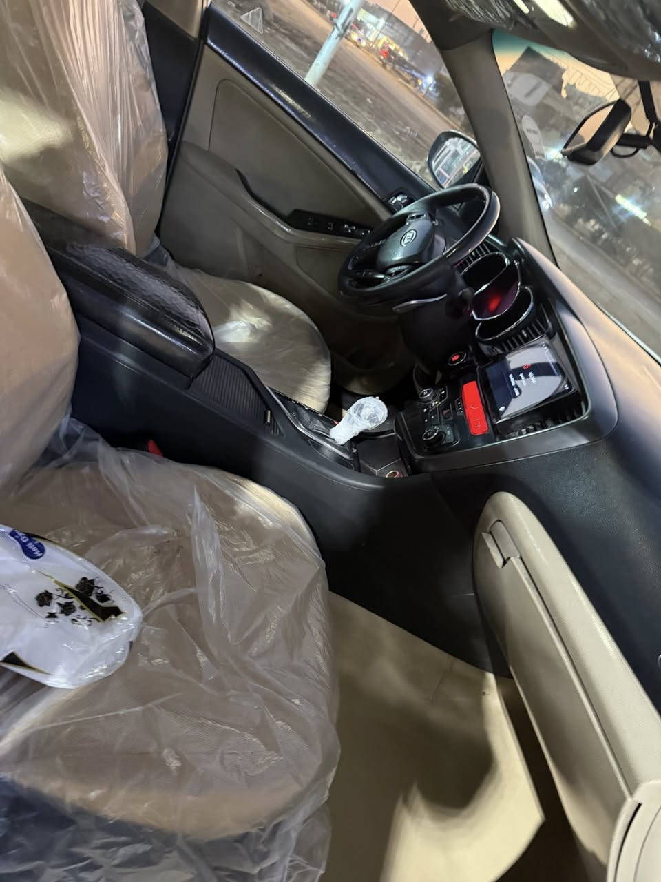 السلام عليكم
سيارة كيا اوبتيما  للبيع خليجي موديل ٢٠١٣

مواصفات فول واحد على واحد بونرامة

* بصمه تشغيل أبواب 

*بصمه ترحيب 

*مري شفط 

*أشاير بالمري    

*سقف بنوراما    

*كشنات جلد

*قطعتين تبريد

*كشن كهربائي 

*تحكم ستيرن فول 

*شفتات بالستيرن 

*حساس خلفي 

*ميموري خزن

*نظام ايكو

*نظام abs +مانع انزلاق

*اضاء النقطة العمياء  

*محرك ٢٤٠٠ دوش

*كير اوتماتيك

*خمسه ويل كب  

*كير مكفول

*دبل صالنصه

*تبريد ثلج

رقم اربيل جديد 

مكان السياره بابل الهاشمية

السعر 148
للااستفسار ***********
