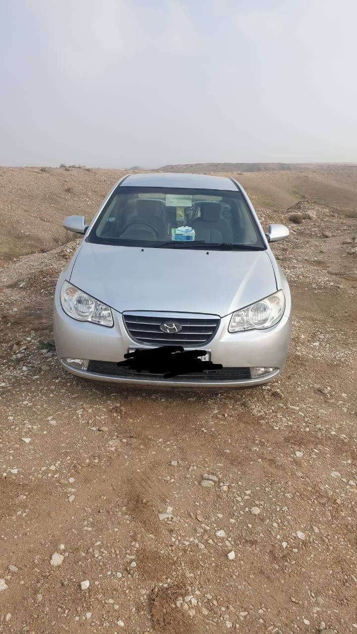 سلام عليكم 
النترا مقدس سلفري 
مكينه 1600دكشن عالي 
تبريد بيانو 
سياره جديده كلش مصارلها هواي ب عراق 
متوئمه ارقام اربيل دولي 
مكينه كير ب جيس 
تبريد ثلج 🥶
وماعليها عين ب شارع 
سعر 48 وبيها مجال حك جيه 
عنوان بصره 
رقم اتصال ***********
واتساب ‏‪0778 035 1239‬‏
