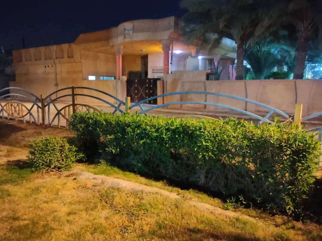 يا جبار  يا كريم
السلام عليكم .
عقار للبيع/  ركن موقع مميز 🔥🏠🏠

 نوع العقار/ طابو صرف 
مع أربعة محلات وشقه 
الموقع /مقابل أعداديه الزببديه للبنات
 البناء مسلح جاهز للسكن  المساحه 465 م
ويصلح أن يكون معهد او روضه  للتواصل والاستفسار 
***********
***********
