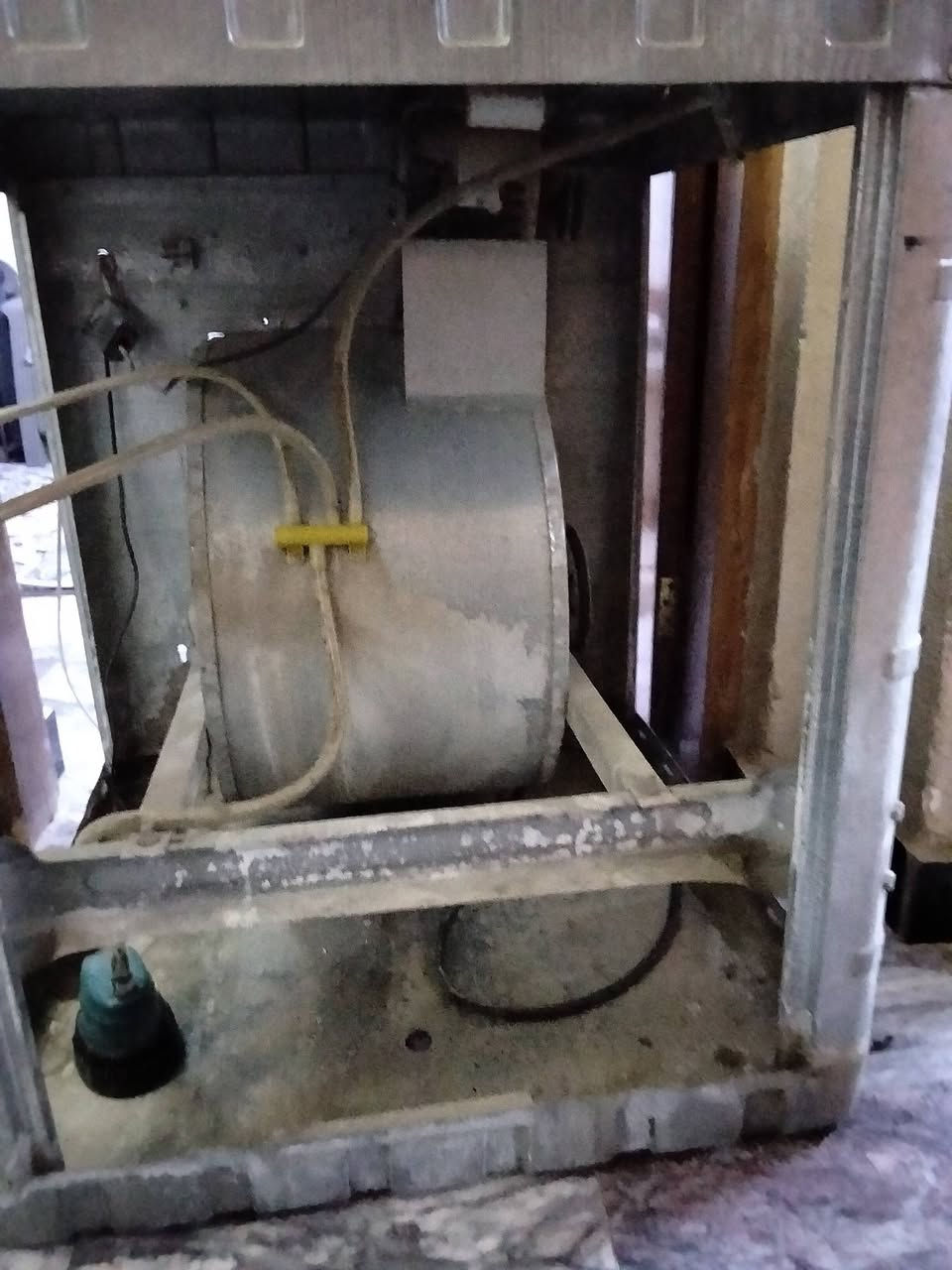 للبيع ممحتاجتها سعرها 50 قفل بدون عمله مكان الكاظميه


**إذا كنت صاحب هذا الإعلان وتريد حذفه لأي سبب، رجاءا أرسل رسالة إلى الدعم الفني**