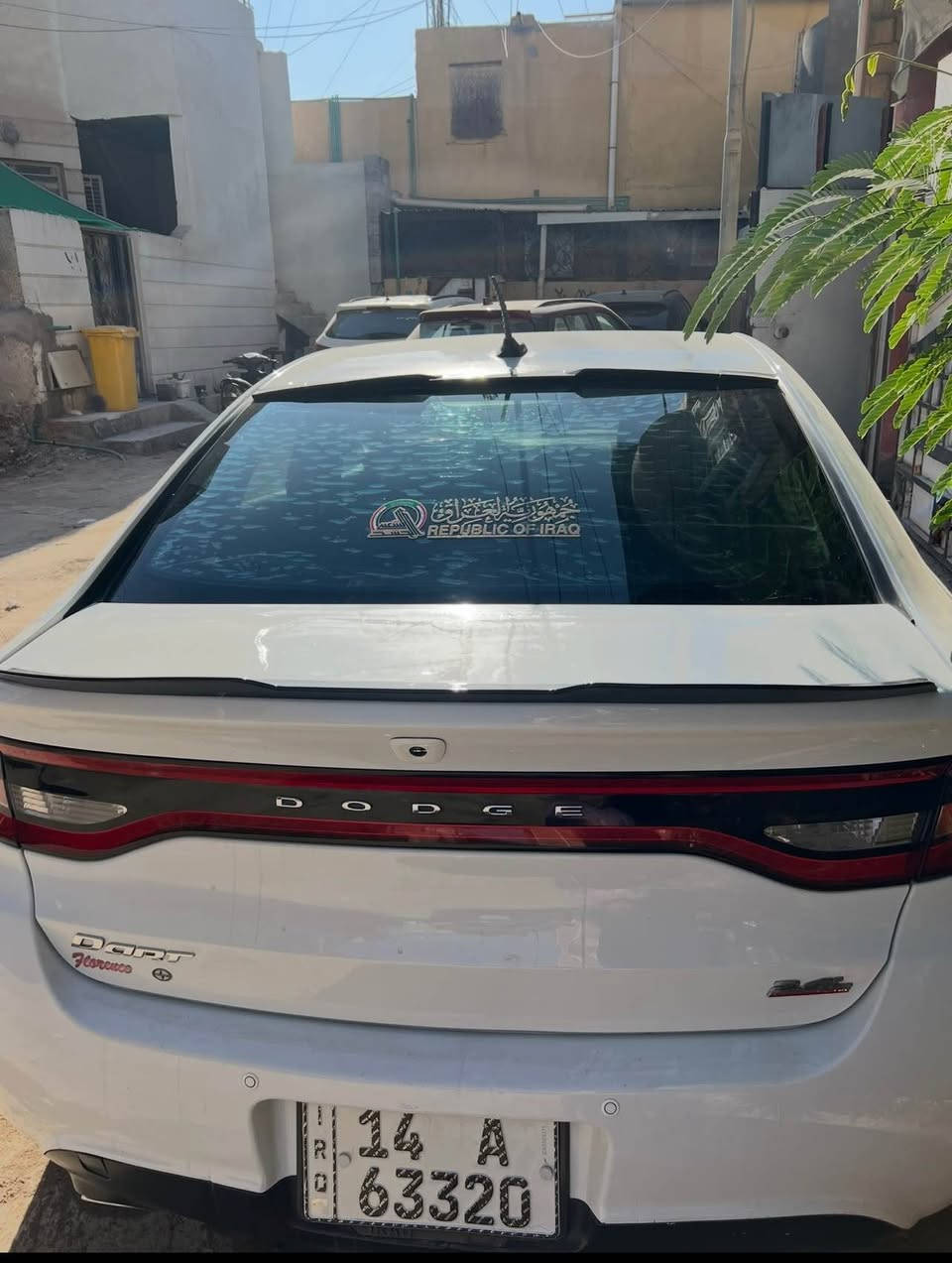 دوج دارت 2014 رقم بصره دولي تحويل ثاني يوم صبغ فقط جاملج امامي قطعه وحده بدون ضربه بدون ايرباك كير مكينه تبريد كفاله فول مواصفات عده الفتحه ( شاشه كبيره - كامره دواره - حساسات خلفيه - كزوزين خلفيه - ) مكينه 2400 المرغوبه  السعر 88 وبيه مجال للطيبين مكاني البصره الاستفسار: *********** البصرة, العراق
