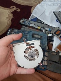 لابتوب • تفصيخ • شاشة خربانه