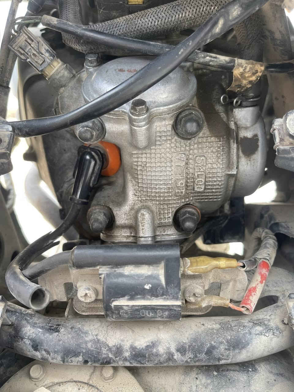 للبيع دراجه سكنس فحل نوزل كوري خطين 
دراجه خير من الله مكينه ناعمه مكفوله الدراجه اي نقص ما بيها بس الباتري الكويل مالته يراد تبديل الدراجه مداريها دهن امزويل وبانزين محسن السعر ٨٠٠ وبيه مجال بسيطططط للتواصل ع هاذ الرقم ***********
