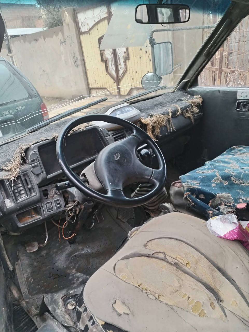 كيا بستا شرط محرك كير والاكسن تواير جدد نكره سلف جاهزه سعر20 وبيها مجال
راعيها الشرعي موجود هيئه عليها 100 غرامات صفر0 شرط
 مكان جانب الايمن ***********+***********
