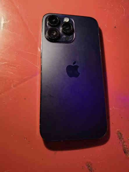 السلام عليكم
14 برو ماكس 
ذاكرة 256
نموذج m 
الجهاز مداخل تصليح أبدا 
بطاريه ٨٤ كارتونه موجوده 
سعره 850 بي مجال بسيط 
العنوان بغداد البلديات 
***********
