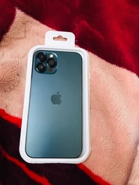 آيفون ١٢ • بطارية ٨٥ • رجّة بالكاميرا