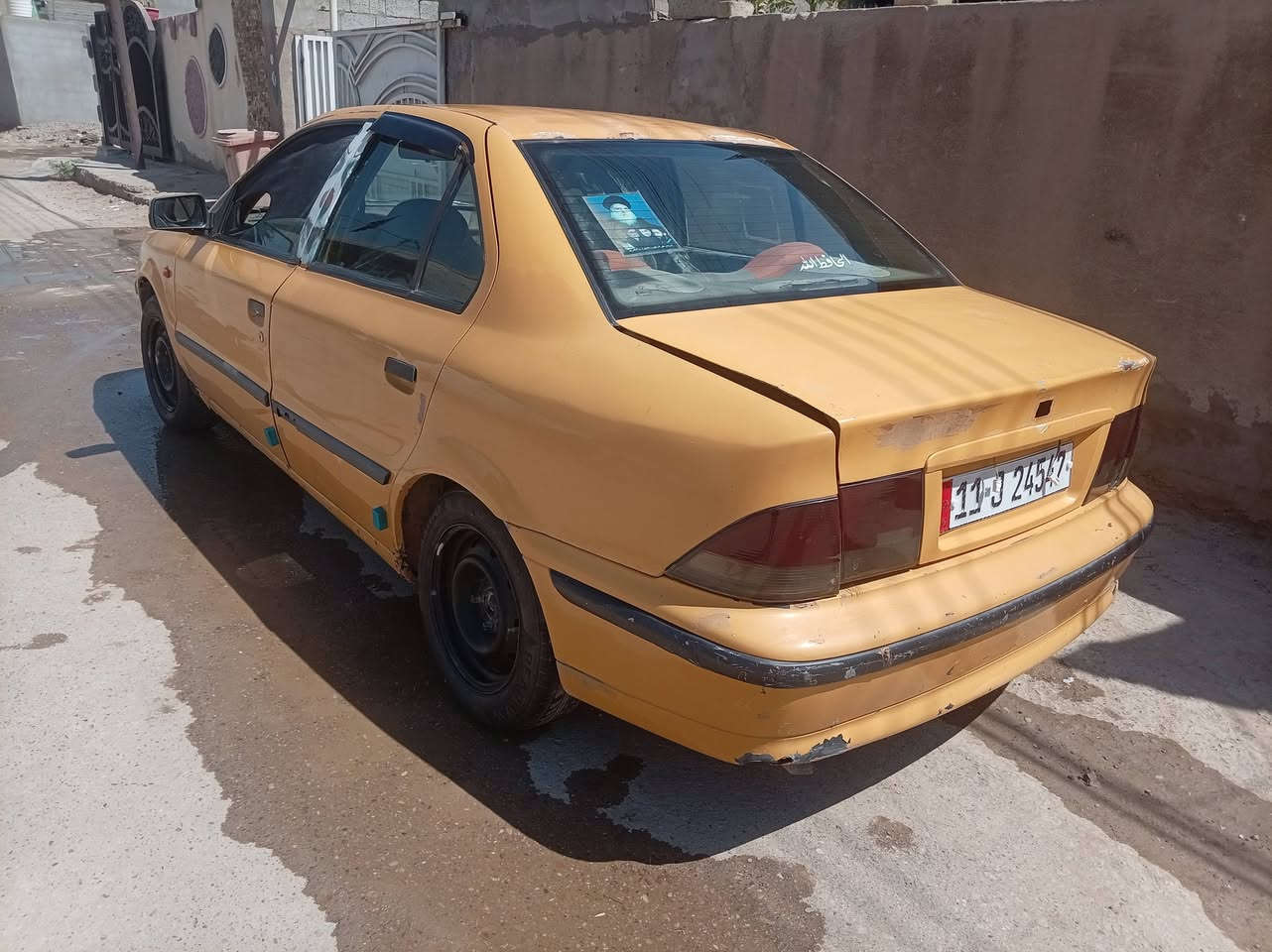السلام عليكم
سمند موديل 2010 
 تخم تاير 
كير ومحرك فرنسي 
سيارة بأسمي تحويل ثاني يوم 
رقم بغداد انكليزي 
عوزهة ترتيب كهربائيات 
عنواني بغداد قرب مجمع بسماية 
السعر 28وبيهة مجال حك الجية 
تجي تكلب تقتعنع بيك خير وتدلل 
ه‍ *********** واتساب موجود

