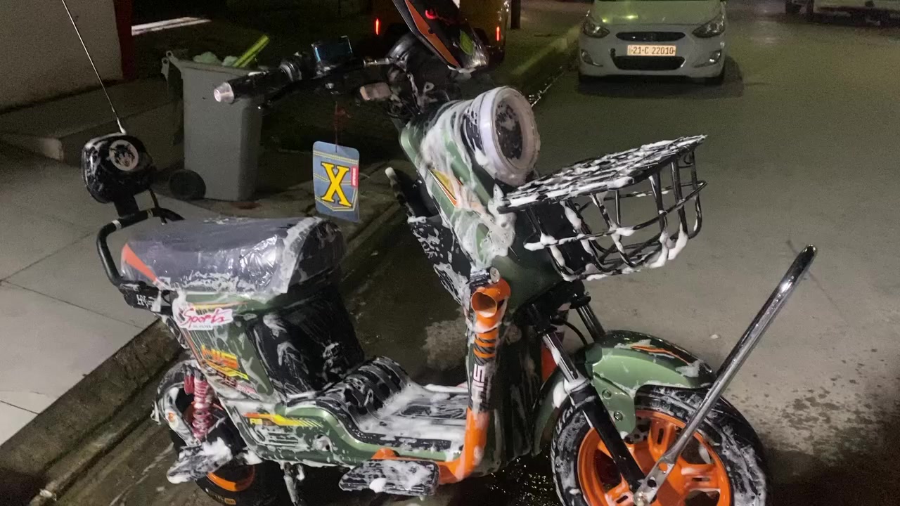 للبيع R9 pro صفر بطاريات 32امبير بريك دهن دبلات جديد كله جديد تايرات بصمه ماطور حيل نضيف سعر 450بي مجال للطيبين ***********
