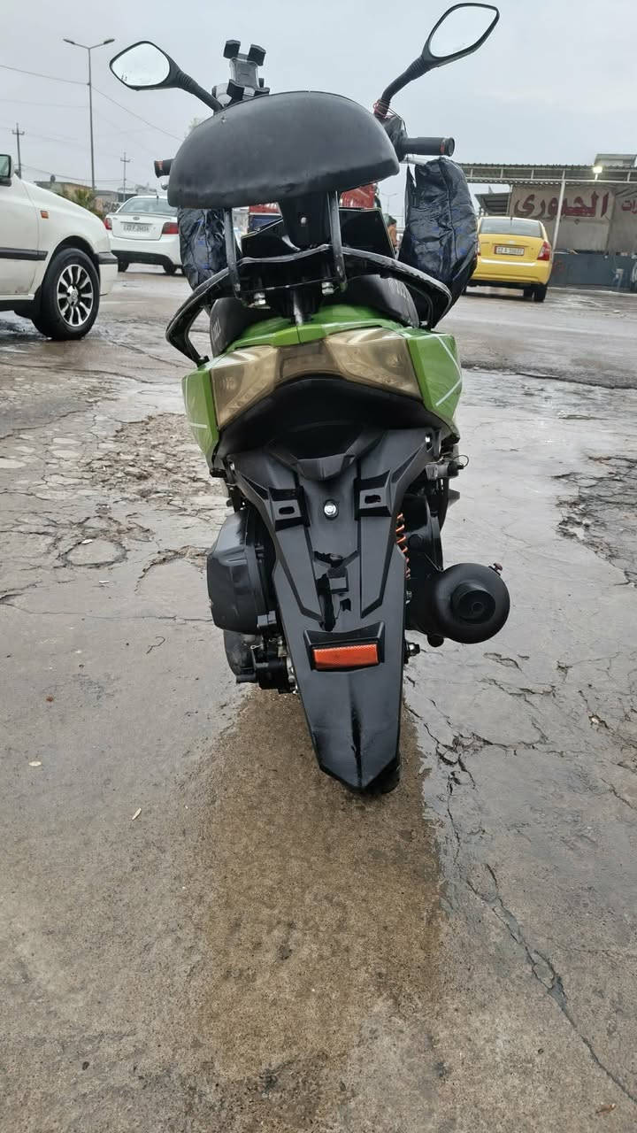 السلام عليكم موطور اف اس نكرة سلف نضيف مراوس وية بزون نضيف او بيع محرك مامفتوح بس ما انطي شرط نشاط ومعدل شرط مايعوزو شي كلشي شغال للتواصل *********** والخاص مفتوح مكاني موصل الايسر
