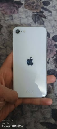 آيفون سي • ذاكرة ٦٤ • بطارية ٧٨٪