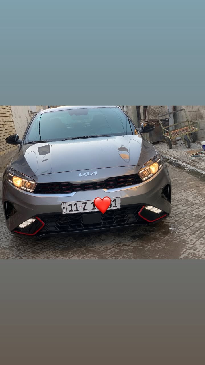 السلام عليكم...  للبيع فقط

كيا فورتي 2024 GT line وارد امريكي

مكينة 2000 دوش

فتحة سقف 

بصمة تشغيل 

تشغيل عن بعد

بصمة دخول

تحكمات مقود جهتين

سستم صوت هارمن كاردن 

ستيرن D

رادار امامي وخلفي وجانبي

تحديد مسار 

مانع تصادم 

شاشة كبيرة 

وضعيات قيادة 

شاحن لاسلكي

هاند بريك بصمة

تبريد شاشة

بك لايت LED

لد نهاري

ماشية 6 الاف mi

رقم بغداد بأسمي

حادثها خلفي بدون تبديل بدون صبغ

 السعر 168 $ 

مكان السيارة بغداد مدينة الصدر

موبايل ***********

متوفر خاص او واتساب
