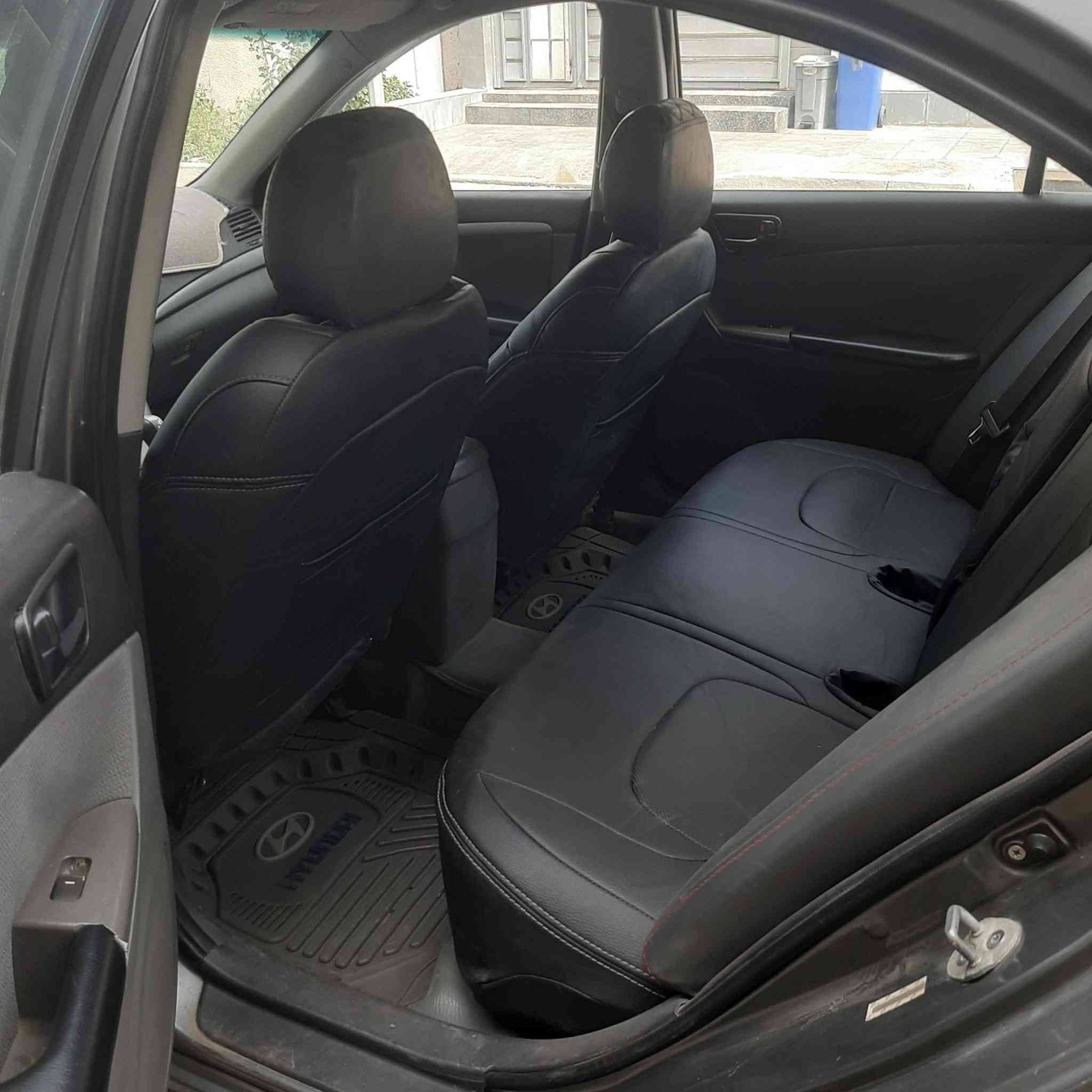 هونداي  سوناتا  رقم بغداد انكليزي موديل 2009 وارد أمريكيي ظررها جاملغ خلفي  جهة اليمين بدون دواخل  واكو تصليح بسيط بالجنطه باقي السياره ليبل واحد بدون تبديل البجم كبس على وضع الشركه بسبب طخات خارجيه وجراد مصبوغه حزام  المحرك والكير والتبريد مكفولات غرفتها جديده صدر امامي خلفي تخم تاير السعر( 98 ) مكانها بغداد الأعظميه للأتصال ***********
