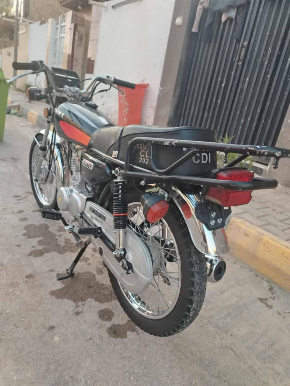 مـلاحـظـة 
(مكلف بالنشر) 
رقم راعيها‏ ‪***********‬‏

السلام عليكم دراجه سكنر للبيع مديل 25 مكفوله كفاله عامه مكاني كوت حي الجهاد (زويريجات) السعر 725وبيها مجال
