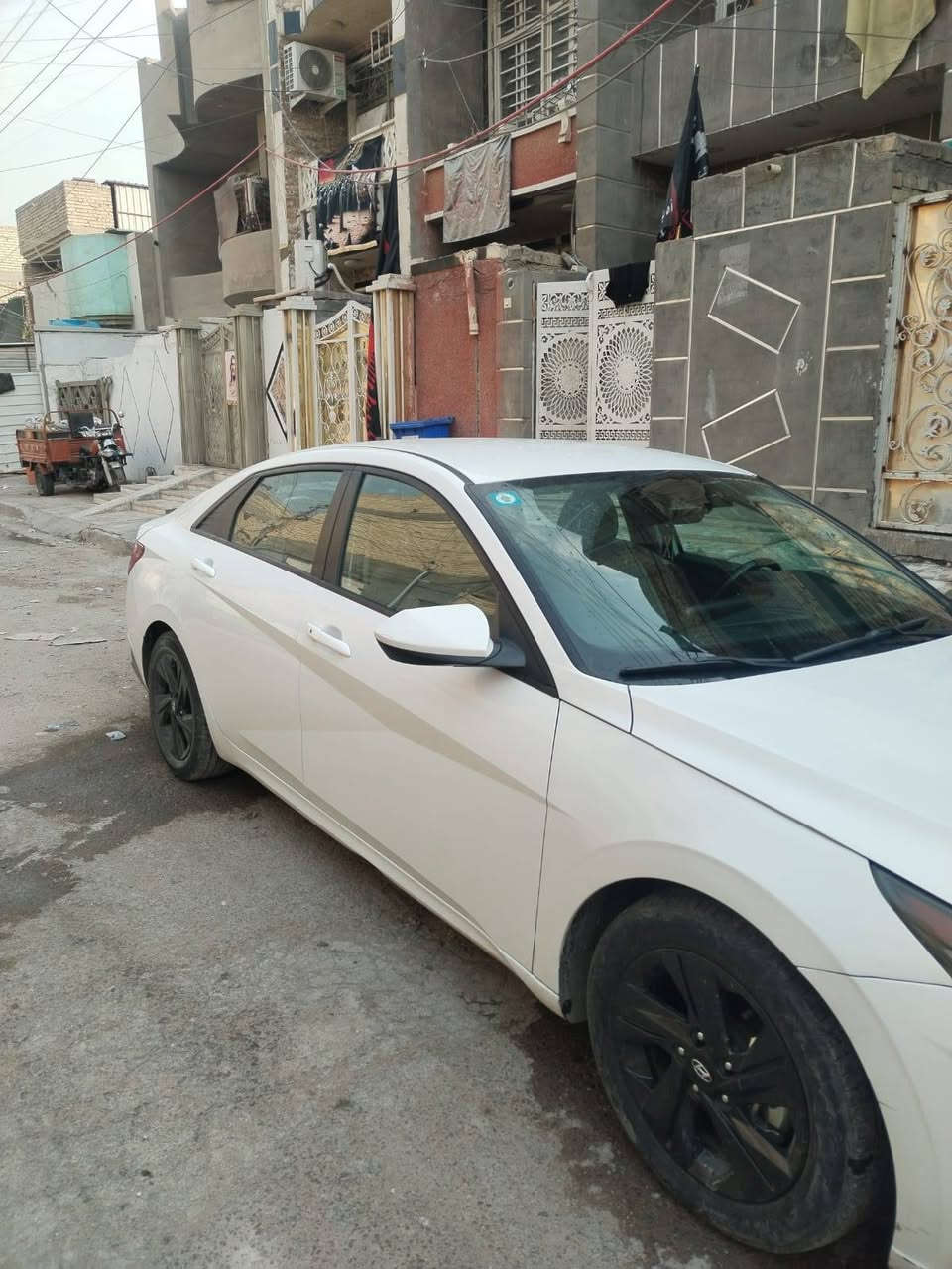 السلام عليكم سيارة موديل 2021 موصفات سيارة بصمة سايد بريك بصمة تشغيل من بعد شاشة متصلة كشنات تدفهة مسار ردرات خلفية أمامية السعر سيارة 145 سيارة نضيفة مكان سيارة بسماية رقم موبيل ***********
