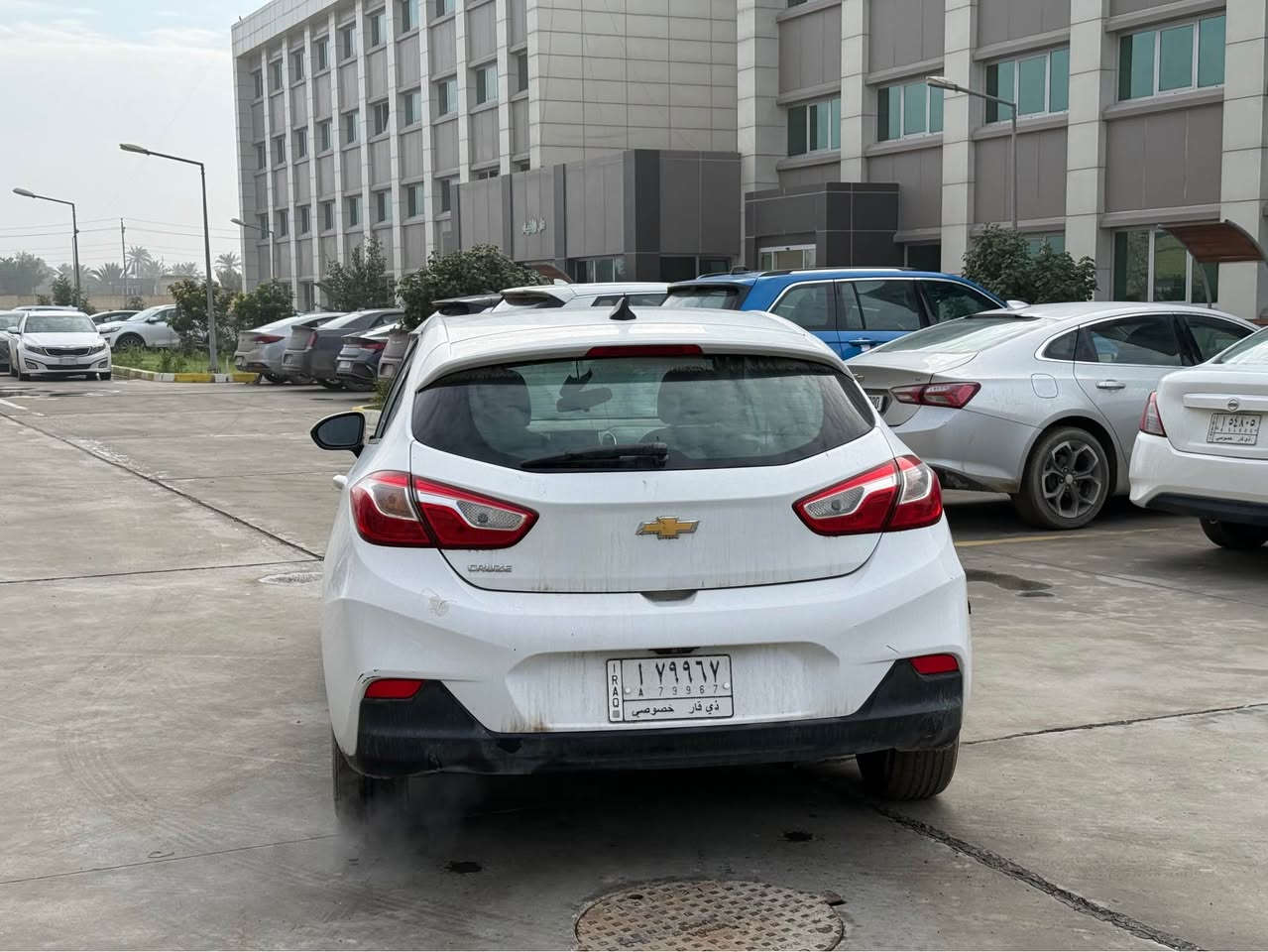 السلام عليكم 
شوفرليت كروز موديل١٩ هاتشباك 
رقم ذي قار حرة
محرك ١.٤ تيربو 
وارد امريكي مبدل بيها بنيد وجاملغ الصدر 
ماشية ١٠٩ كيلو 
السيارة بيها قاصرين 
السعر ٧٥وبيها مجال 
للتواصل *********** ناصرية, ذي قار
