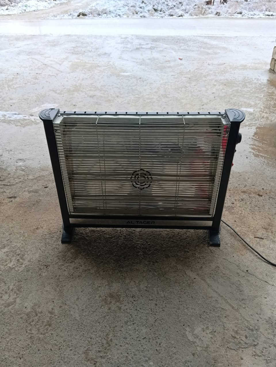 السلام عليكم
يوجد صوبات كهربائيه ونفطية وطباخات وغسالات ومكانس كهربائيه وكل ما يحتاجه المنزل المكان النمرود قريه الجرف ***********
