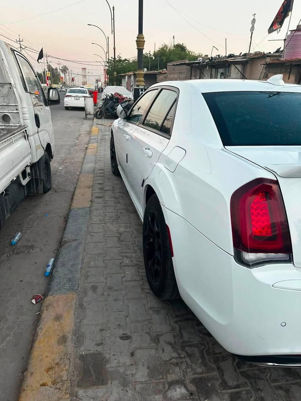سلام عليكم اوبما للبيع موديل21معلايه22سياره كفاله عامه ماعده بارد بجاملغ فول موصفات Sماعده الفتحه سياره كامله من طول لطول ماشيه60الف حقيقي مال بيت سياره مكان سياره بصره سعر 220وبيها مجال ***********سياره رقم بصره بسمي
