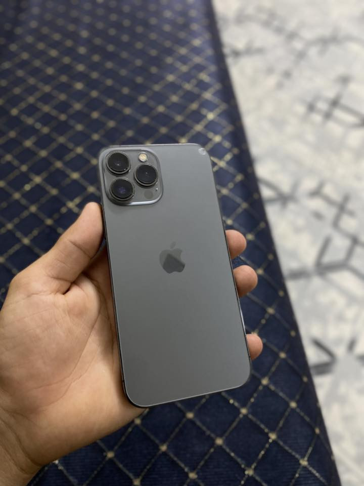 للبيع فقط ايفون 13 برو ماكس نضيف اخو الجديد مابي شخط وتر بروف ما مفتوح شرط الحاسبه نورمال ذاكره 256 بطاريه 83 نموذج M بدون ملحقات السعر 650 المكان كربلاء. ***********
