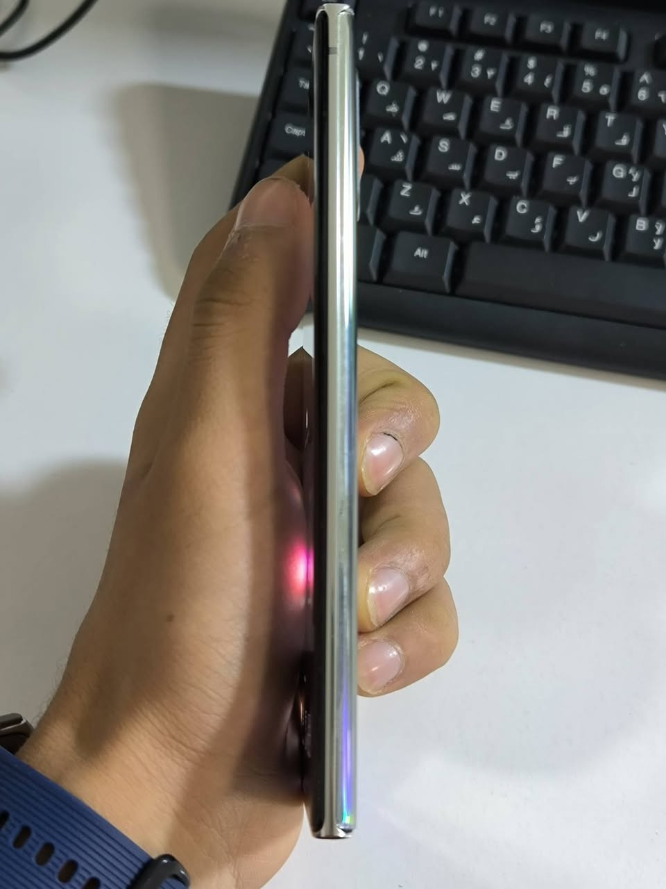 سامسونج نوت 10 بلص (Samsung Note 10 Plus)
المواصفات:
الذاكرة الداخلية: 256 جيجابايت + 12 جيجا عشوائية
النسخة: نسخة الشرق الأوسط (يدعم شريحتين).
الحالة: الجهاز نظيف جداً وبكامل المواصفات التقنية المعروفة لهذا الإصدار المتميز.

الموقع : بغداد - الكاظمية.
للتواصل والاستفسار : *********** 
السعر : 250 الف
