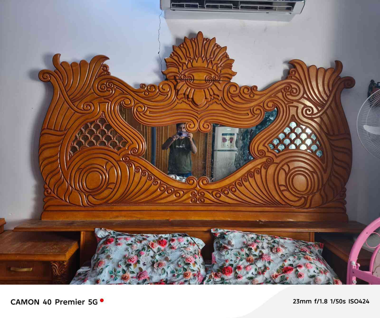 غرفه اخشاب نجارة ثقيله درجه اولى كنتور 6 ابواب ارتفاع الكنتور 255 سم العرض 350 سم عرض الزاويه 110 سم عرض الكنتور مع الزاويه 470 سم  الجربايه بلوك
السعر مليون ويوجد توصيل على حساب المشتري 
العنوان واسط قضاء الحي
وتساب ***********
