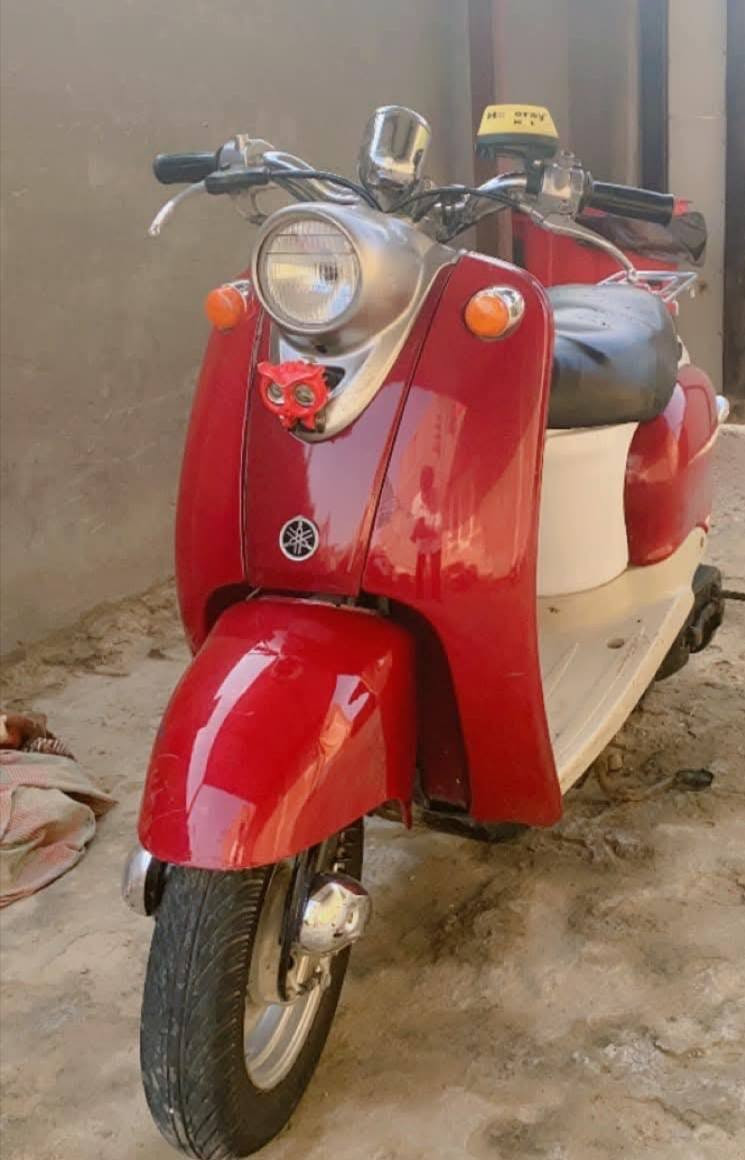 سلام عليكم مصريه للبيع نكره سلف اوهندر مكينه ناعمه شلعه معدل كهرباياته كامله لايت بك لايت هورن قفل جنطه تايرات جددكفرهه اصلي وين مايعجبك اطلع اتراي سعره 250 بيه مجال قليل شراي اتصل وخادمك *********** مكاني ناصريه مركز
