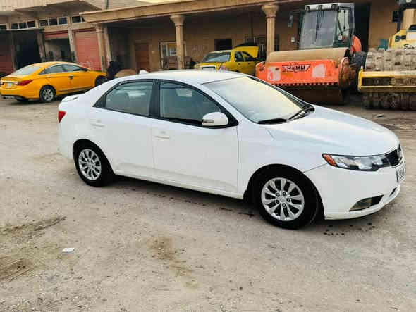 فورتي 2010 وارد امريكي
سنويه لل 28
تحويل ثاني يوم مشروع وطني رقم انكليزي

بيه تبديل قبق جنطة فقط لا غير
سياره ليبل واحد عده 
بدون دواخل وشواصي الغوالي
بيه صبغ 3قطع جماليه بدون حادث
اثر شخوط فقط
ماشيه 185
محرك كير جديد 2000 دوش
لاصرف ولاتبخير
صدر امامي خلفي
تخم تاير جديد

موصفاته
شاشة كامرة
تحكم ستيرن.                                   ملاحظة 
اشاير بالمري.                               أقره المنشور زين
سعر 84 وبي مجال بسيط.       يلا تصل بدون زحمه فدو
***********
*********** واتساب بي بس أثير
الستفسار اتصل المكان ديالى بلدروز
