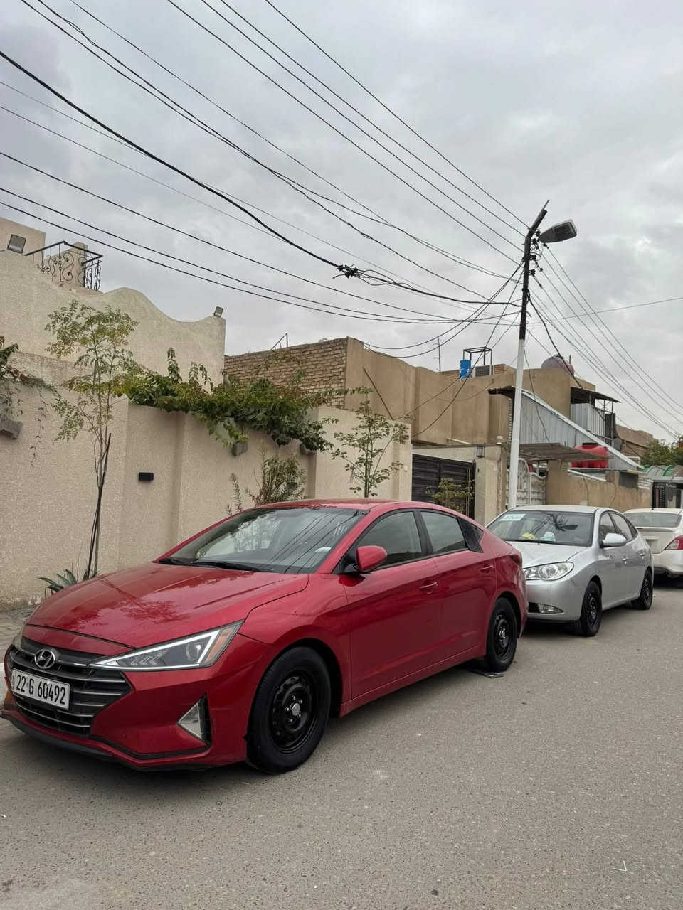 وعليكم السلام 🌹
هيونداي النترا 2020 أمريكي، مكينة 2000 دوش كير، AT ايتي 
بيها جاملغ أمامي فقط، ما بيها حادث قوي.
السيارة نص فل ونظيفة كلش، شغل مرتب وحلوة... السعر 140 قفل 
الحادث مرفق بالمنشور.
للاستفسار عالخاص 
***********
او مراوس النتره كورله
