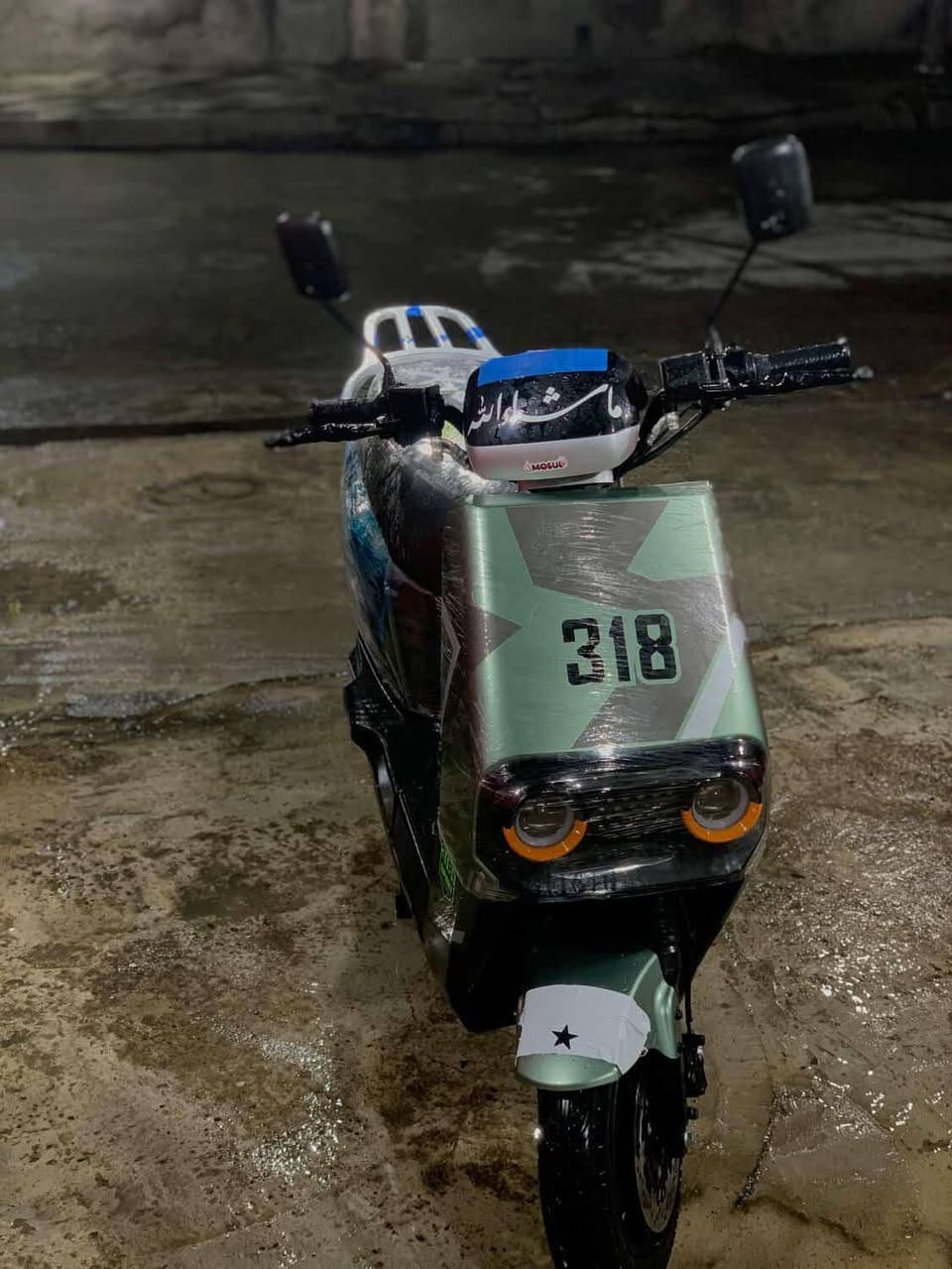 سلام عليكم 
ماطور شحن 318 
ماصارلو 3اشهر من اخذتو نضيف 
قطاره بلشحن 
6بطاريات  ملف 2000 
كلو شغال مايعوزو كلشي 
بلواقع احلى من الصور 
للبيع ب550
واني مابيع بهيج سعر بس محتاج وراح ابيع


**إذا كنت صاحب هذا الإعلان وتريد حذفه لأي سبب، رجاءا أرسل رسالة إلى الدعم الفني**