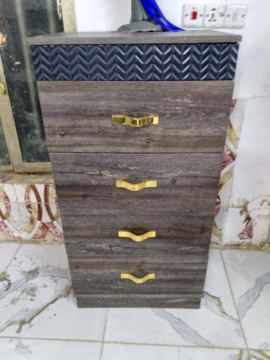 غرفه نوم تركي للبيع 9 قطع درجه أولى صابره عليه بمليون ونص السعر 800 للستفسار الاتصال علا الرقم ***********
