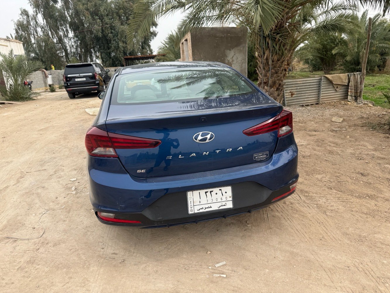 سيارة هيونداي النترا زرقاء بحالة ممتازة مع هيكل خارجي نظيف جداً. الداخلية مرتبة ومجهزة بمساند مريحة. ممشى السيارة قليل ومحافظة عليها بشكل جيد. الجاهزة للاستخدام الفوري.