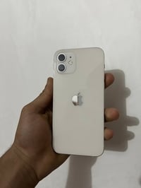 ايفون ١٢ • ٦٤ جيجا • بطارية ٨٢٪