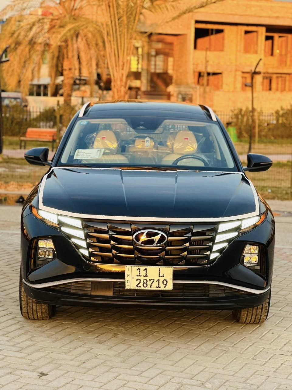 السلام عليكم توسان مديل 2022 هيبردوارد امريكي حادث السيارة بارد بل جاملغ فقط ولباقي كفالة وصور لحادث مرفقة بل منشور لون لسيارة ازرق موصفات لسيارة فول بصمة بنورامة جلد كشن كهرباء داخل 
ابيض لد امامي وخلفي جنطة كهرباء كشن حار بارد 
ويل دعاية لسيارة تمشي بل ريمونت سعر لسيارة 172$ وبيهة مجال مكان لسيارة بغداد البلديات 
وهاذ رقمي ***********
