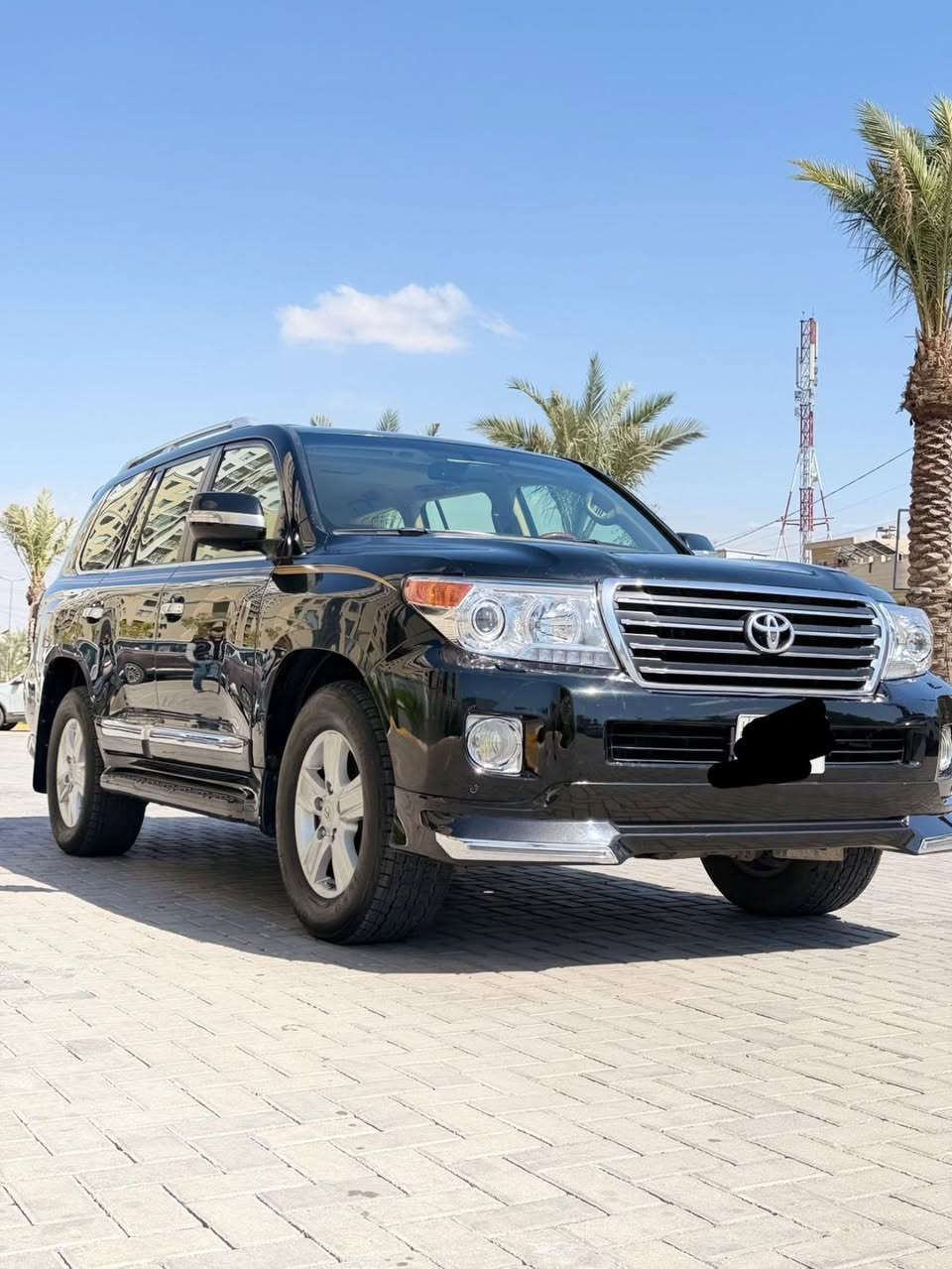 السلاك عليكم 
للبيع   لانكروز مديل 2015
مواصفات 
تشغيل عن بعد 
فاحة 
شاشة 
كامرة 
تحكم ستيرن 
حساسات امامي 
حساسات خلفي 
اشاير بل مري 
مري شفط عند التقفيل 
مكفولة من الصبغ 
رقم بغداد مشروع وطني 
السعر.   385  وبيهة مجال بصيط 
العنوان بغداد البياع 
***********
