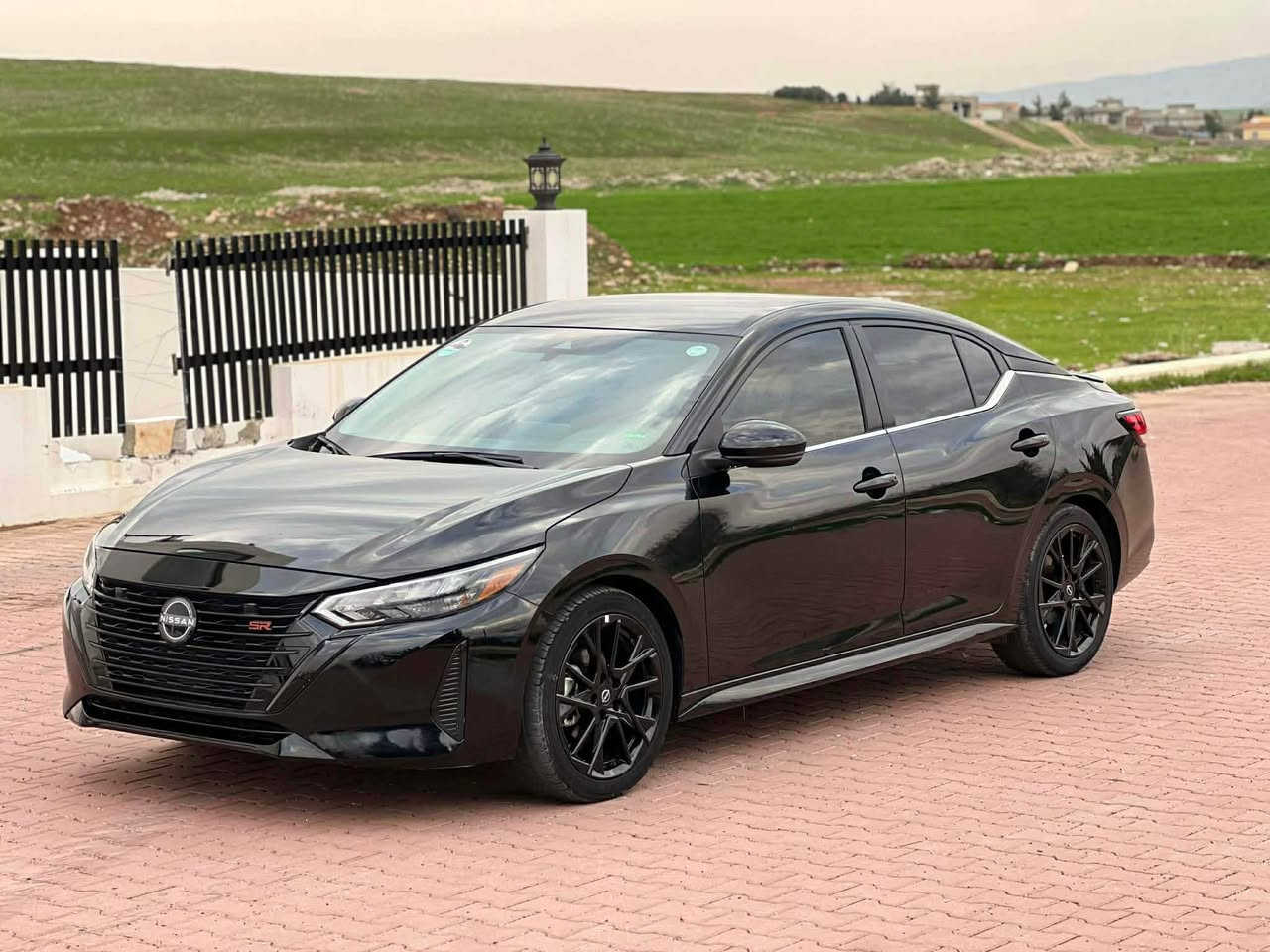 نيسان سينترا 2025 SR 
مواصفات SR ,MlDNlGHT
السعر 149 $ مجال كلش قليل 
سياره كلين بدون صبخ  دعامليه ل دعاميه شرط بدون ملاحظات بدون شخط بدون بارد 
مواصفات معروفه تشغيل عند بعد 
بصمه ابواب بصمه 
صندرق بصمه 
تحديد سرعه 
رادار 
ويل كروم شكل جديد 
كشنات هيتر 
فول مواصفات ما عدا فتحه 
ماشيه فقط 2 mil حساب زيرو 
گير محرك حجر گزوز شريكه 
سياره بدون تترقم شيمالي اربيل دهوك سليمانيه 
مكان سياره عقره ابعت عن اربيل و موصل ساعه 
رقم هاتف ***********واتساب
رقم كورك *********** واتساب 
رقم هاتف اسيا *********** بث مباشر أربيل, العراق
