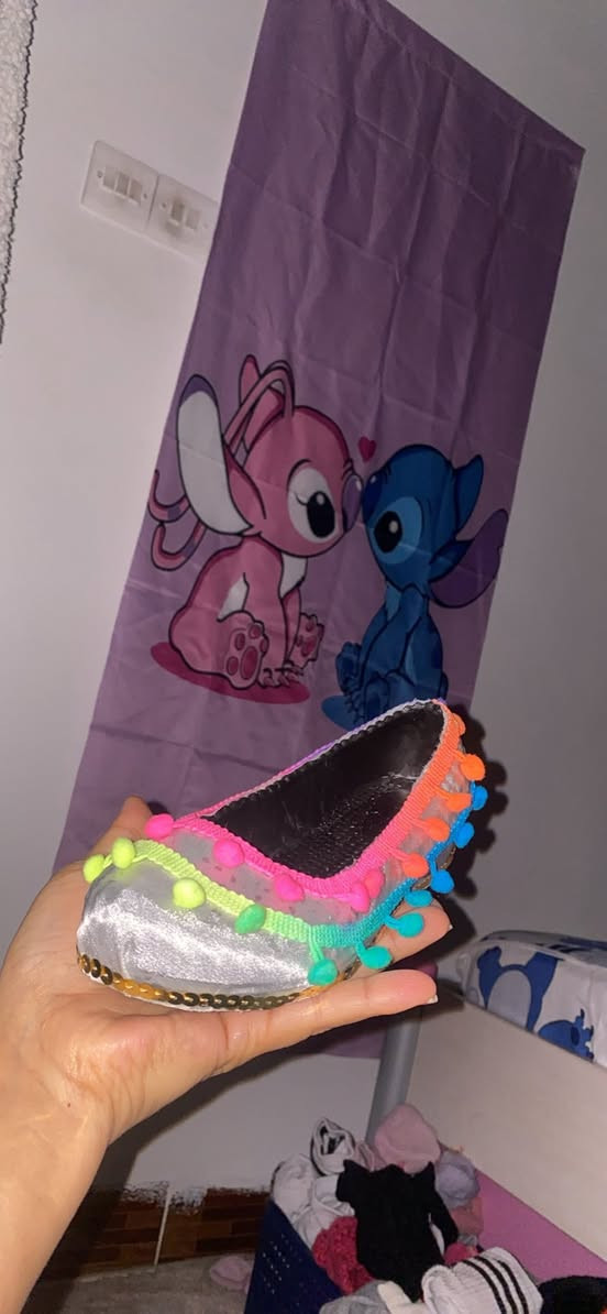 هاوريان نمونه ي كاره كانم. 
بو داواكردن نامه بنيرن


**إذا كنت صاحب هذا الإعلان وتريد حذفه لأي سبب، رجاءا أرسل رسالة إلى الدعم الفني**