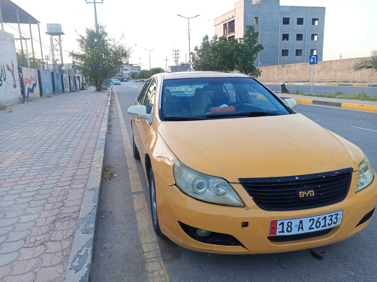 سلام عليكم 
بي واي دي f6 مديل 2011 رقم بابل مصفره هيه وغرامات هزه جديدة سنويتهه ل 2031 مكينه حداديه ضفيره باتري جدد عينه وصينية جدد مكان السيارة كربلاء سيارة بسمي السعر 38 مامتوجد عل فيس هاذه رقمي ***********
