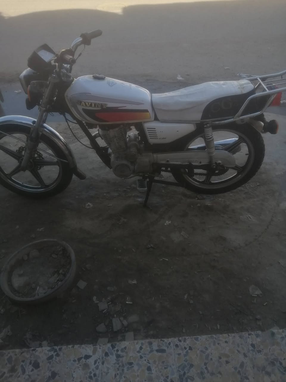 سلام عليكم ورحمة دراجة لبيع ايراني ٢٠٢٠ شغاله لايت سلف هورن مكاني بغداد حي اور السعر ٣٥٠ بدون أوراق مكينه بيه خيط بخار ***********
