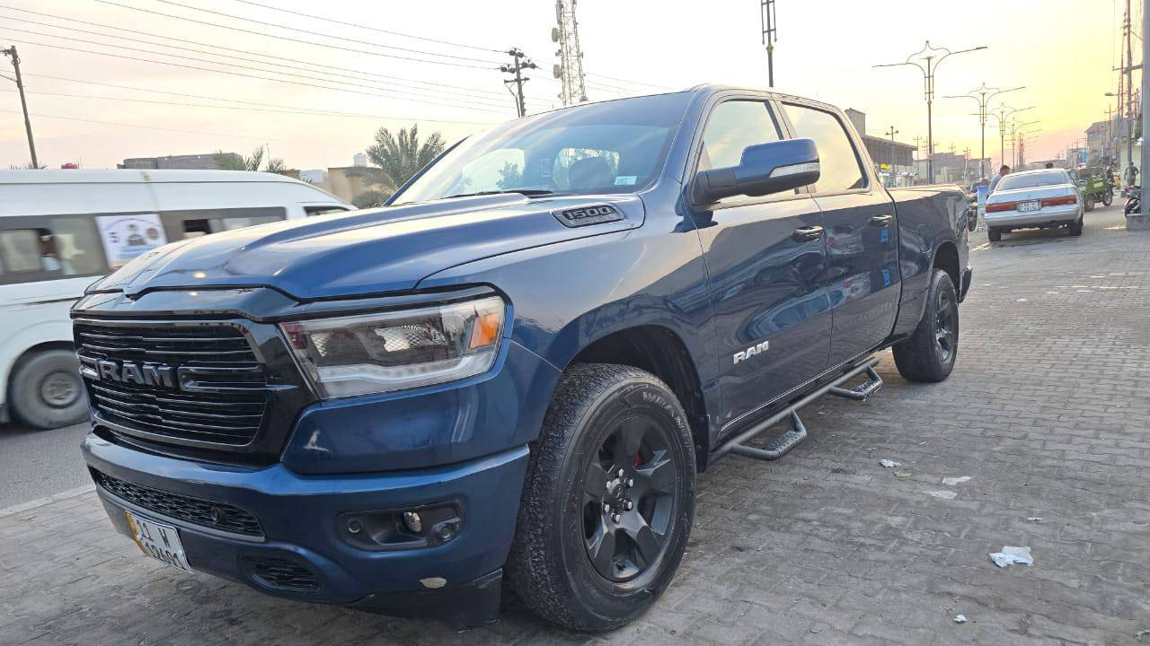 رام  2022 بك هورن
شاشه تسلا 
ماشيه 41 ميل 
محرك 8 سلندر هيمي 
شادلها تخم تاير جديد وكالة جي تي 
عليها برمجه كامله 
حساسات اماميه وخلفيه 
تدفئه كشنات ومقود 
رقم بغداد انكليزب  بأسمي
سنويه وهزه جديده 
الحادث مرفق بالصور 
بدون ارباك كلها سليمه 
بدون دواخل بدون شواصي 
***********
مكاني بصرة
