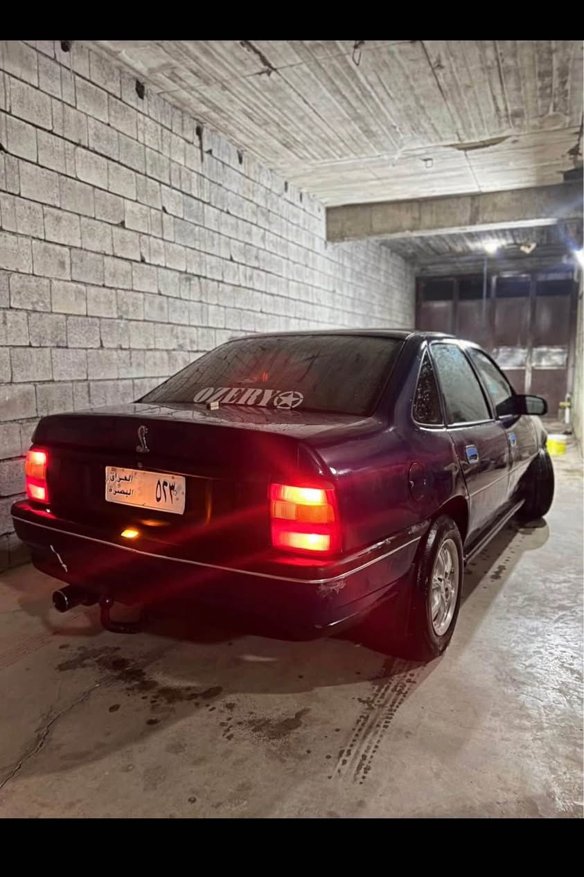 ئۆپل ١٩٨٩ ئارم پلاستیکی سلێمانی ٣ رەقەم مەکینەی ١٨
 ماشللە جوان ماوەتەوە. ٤ ویل و تایەی لۆکی لە ژێرە سالانسای سپۆرتی لەسەرە بە شەرتی حەماوە کارەبای مەزبوتە بە شەرت  زۆربەی شتاکانیم بۆ گۆریوە و لۆکە مەسرەفی ٢٥٠ نیە مالی دۆستە
نامە بنێرە بۆ وەتس ئەپ
*********** السليمانية, العراق

